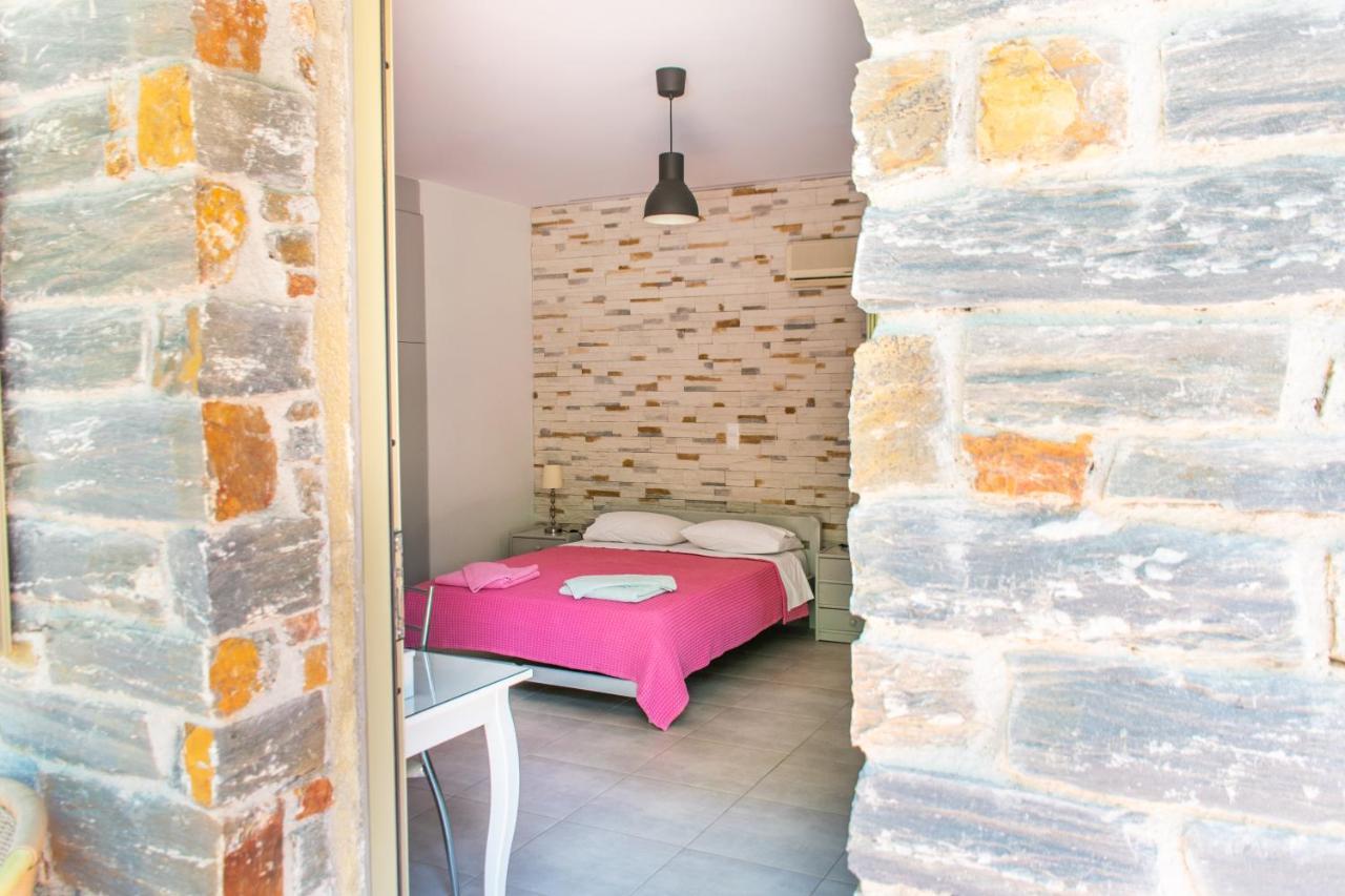Holiday Rooms Otziás Exterior foto